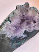 Load image into Gallery viewer, Amethyst Geode #2
